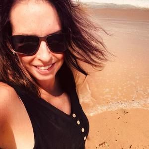 Meet your Posher, Dee